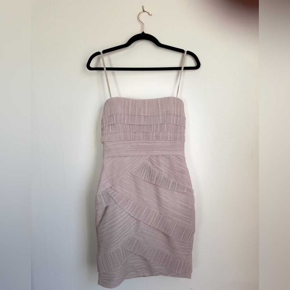 BCBGMAXAZRIA Jorie Light Purple Graduation Dress Size 6 Spring Wedding Guest